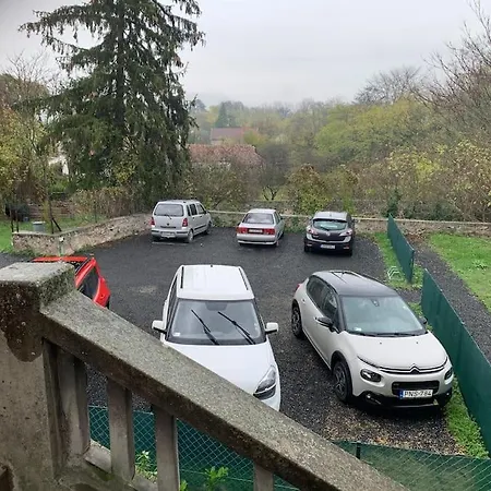 Apartman Parókia és Coworking A Balaton Mellett *