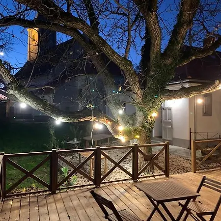 Parokia Es Coworking A Balaton Mellett * Kaptalantoti