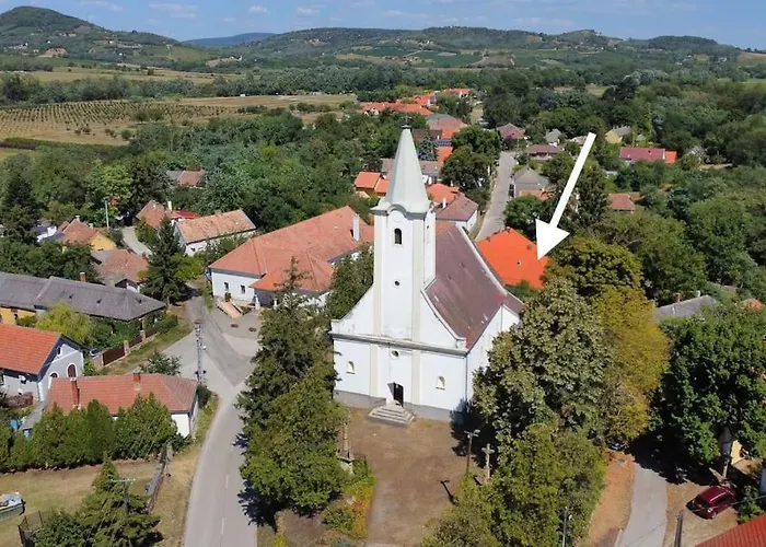 דירה Parokia Es Coworking A Balaton Mellett Kaptalantoti