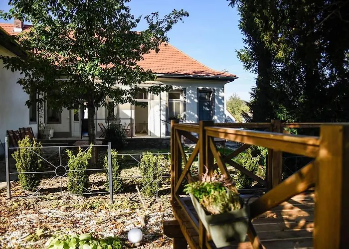 דירה Parokia Es Coworking A Balaton Mellett Kaptalantoti